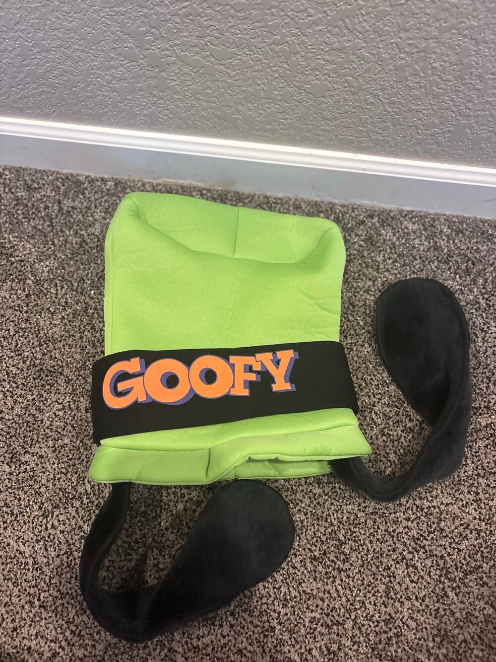 Disney Goofy Hat w/ signature